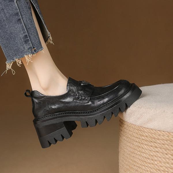 Handcrafted Leather Women's Shoes: Elegant Luxury Design(E123006Q38)