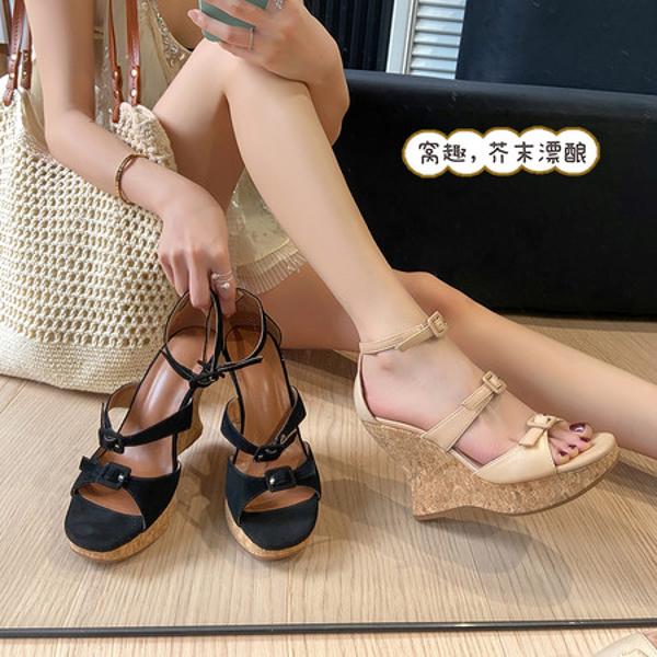 Luxury Handcrafted Genuine Leather Women's Shoes: Elegance Redefined(E36ma7726)