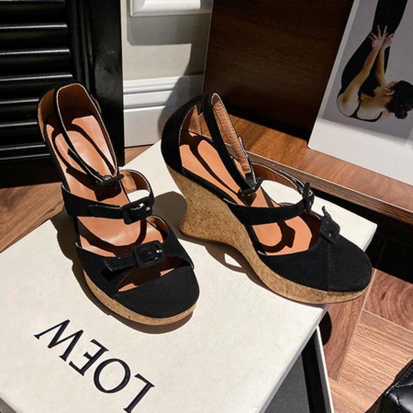 Luxury Handcrafted Genuine Leather Women's Shoes: Elegance Redefined(E36ma7726)