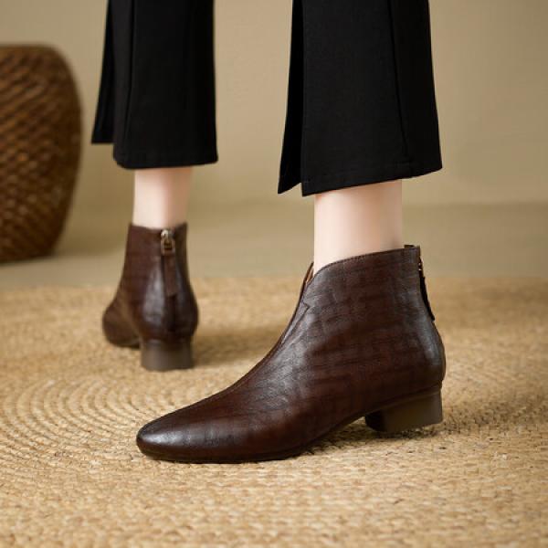 Elegance Defined: Handcrafted Genuine Leather Women's Shoes(E5or7A5852)