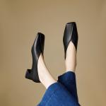 Elegant Handcrafted Leather Women’s Shoes of High Quality(E5or76837)