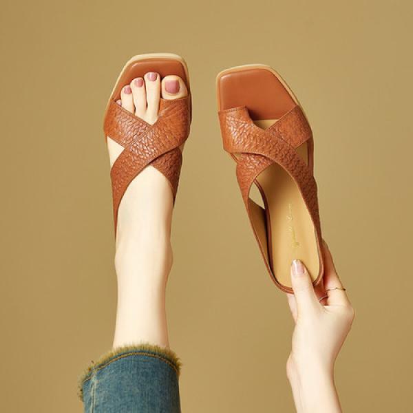 Handcrafted Leather Women's Shoes: Elegance Redefined(E5or79213)