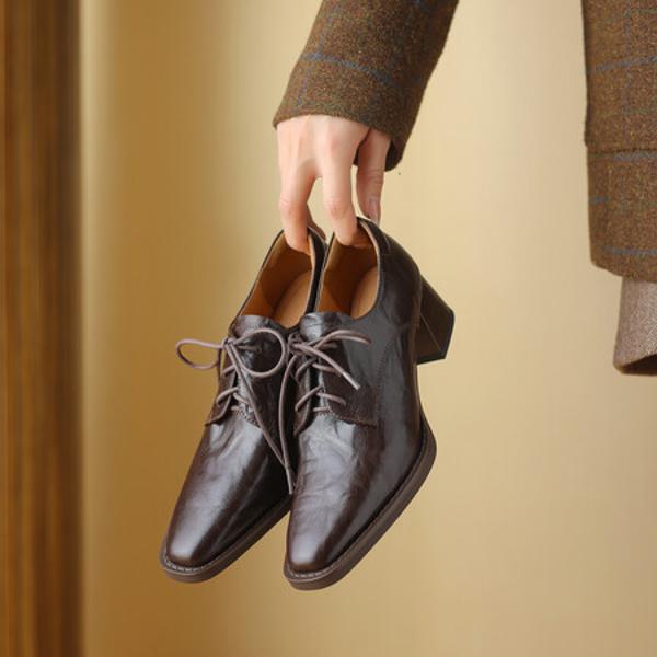 Luxurious Handcrafted Leather Women's Shoes with Exquisite Craftsmanship(Easn20181396)