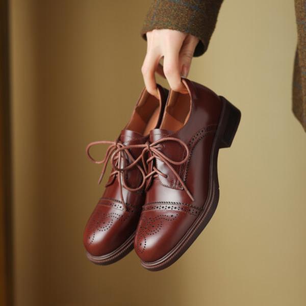 Handcrafted Luxury Leather Women's Shoes for Elegance(Easn20181535)