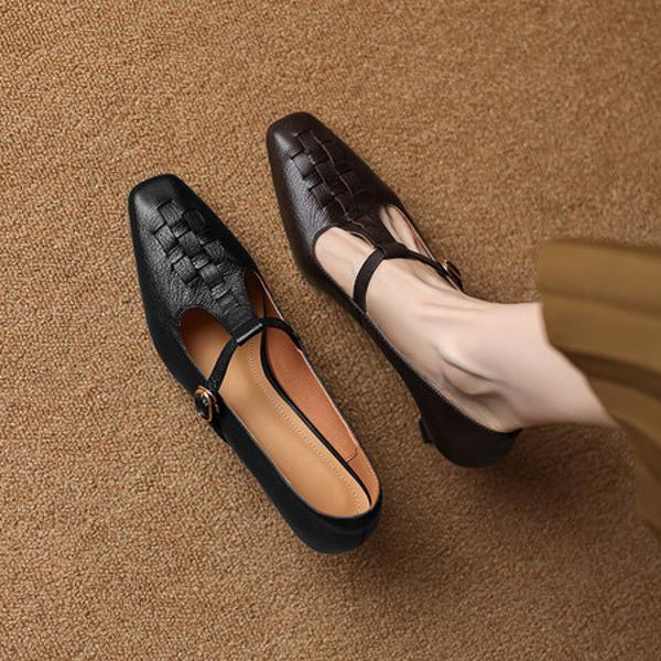 Elegantly Crafted Handmade Genuine Leather Women's Shoes(Easn20181952)