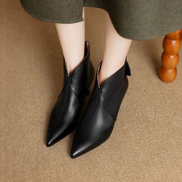 Handcrafted Luxury Leather Women's Shoes: Elegance in Every Stitch(Easn20182279)