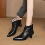 Handcrafted Luxury Leather Shoes: Elegance in Every Stitch(Easn20182280)