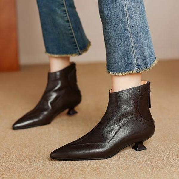 Elegance in Handcrafted Luxurious Leather Shoes(Easn20182296)