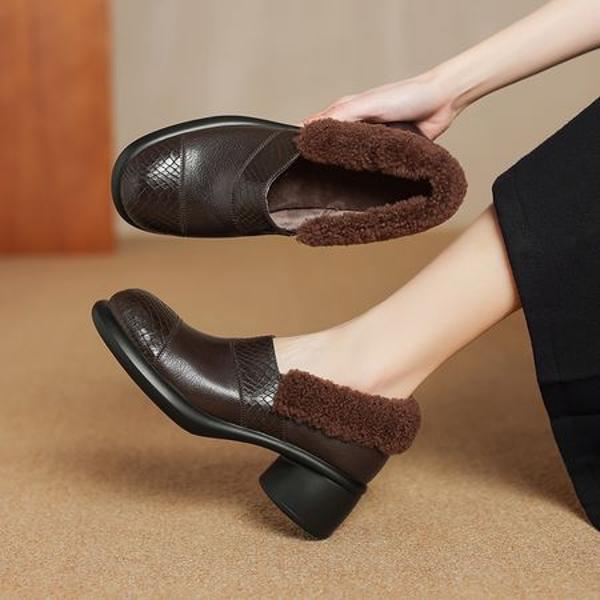 Handcrafted Genuine Leather Women's Shoes: Luxurious Elegance in Every Stitch(Easn20182322)