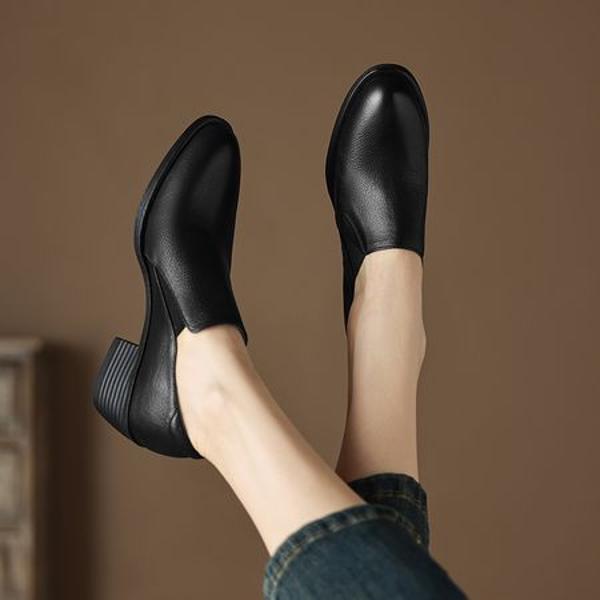 Handcrafted Leather Women's Shoes: Elegance Redefined(Easn2018a1899)