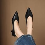 Exquisite Handcrafted Leather Women’s Footwear(Easn20182332)