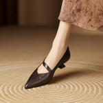 Exquisite Handcrafted Leather Women's Shoes: Luxury, Elegance, and Artistry(Easn20182353)