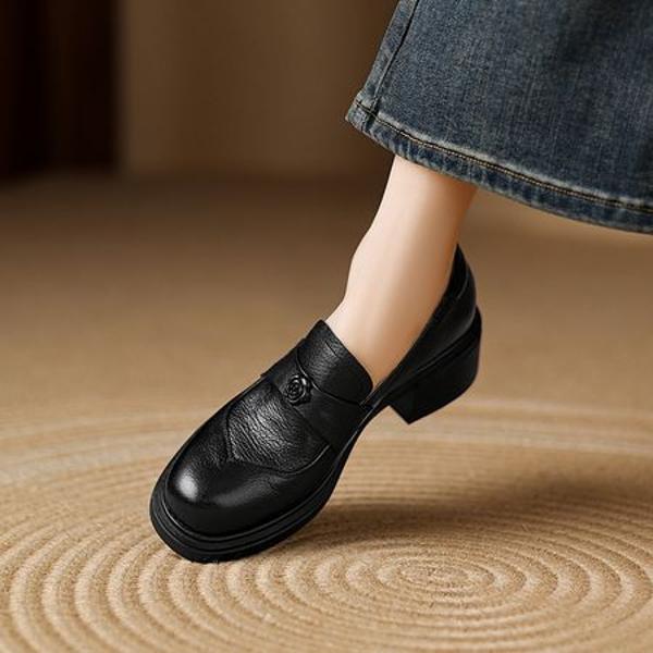 Handcrafted Leather Women’s Shoes: Elegance Meets Luxury(Easn20182376)