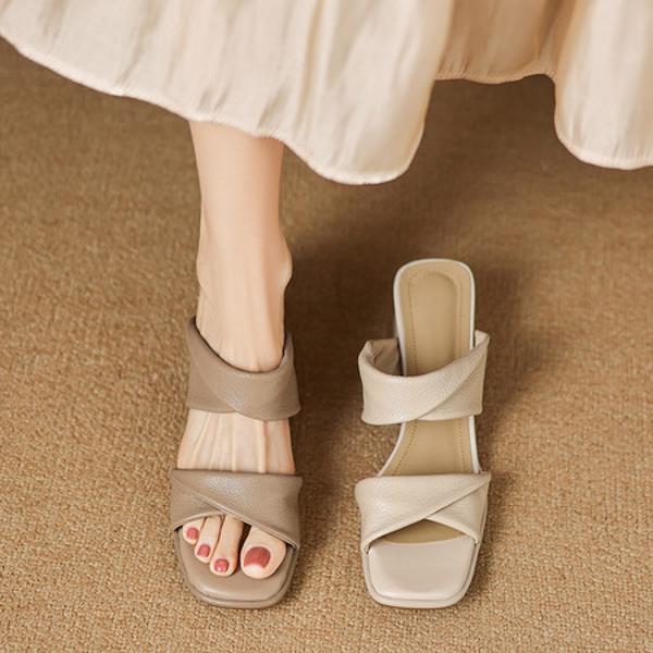 Handcrafted Luxury Leather Women's Shoes: Timeless Elegance in Every Stitch(Easn20182715)