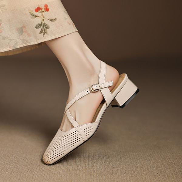 Elegant Handcrafted Leather Women's Shoes of Superior Quality(Easn20183026)