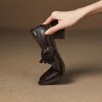 Handcrafted Leather Women's Shoes: Luxurious Elegance(Easn20182799)