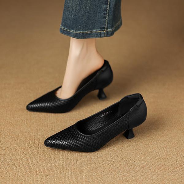 Handcrafted Luxury Leather Women’s Shoes: Elegance Redefined(Easn20182855)