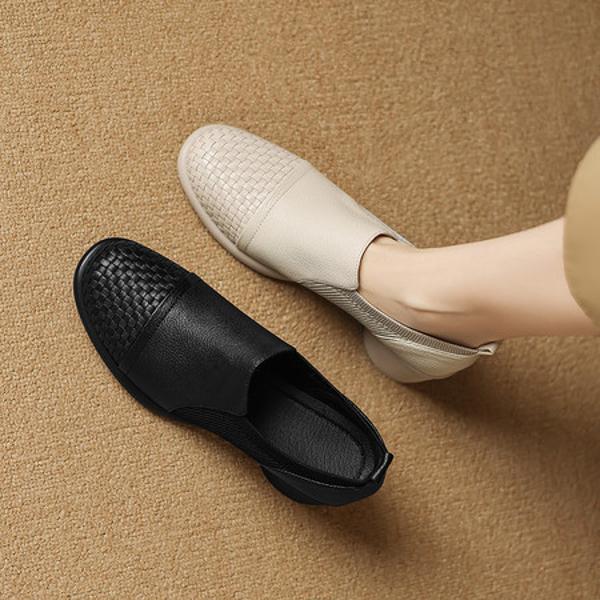 Elegantly Crafted Genuine Leather Handmade Women's Shoes(Easn20182808)