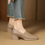 Crafted Luxury: Handcrafted Leather Women's Shoes(Easn20182805)