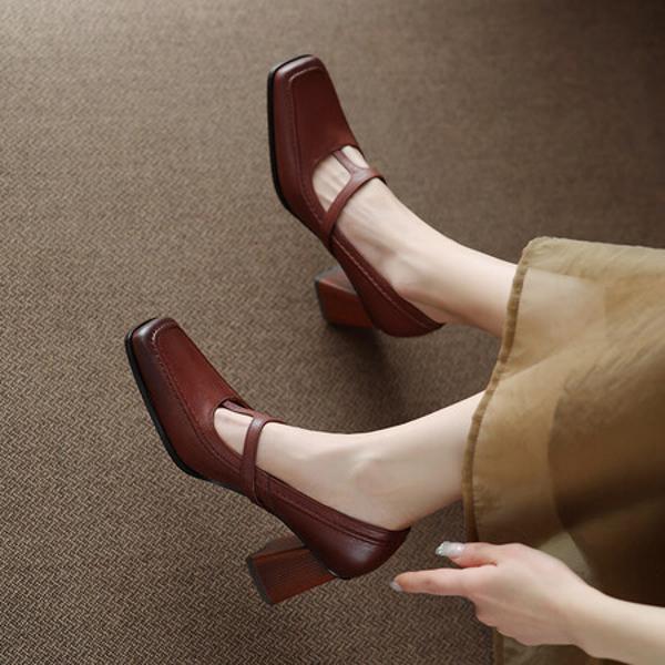 Handcrafted Leather Women's Shoes: Elegant, Luxurious Quality.(Ebuer888b7032)