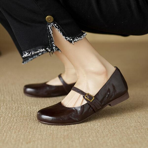 Handcrafted Genuine Leather Women's Shoes: Luxurious, Elegant Craftsmanship.
(Ebuer888b3190)