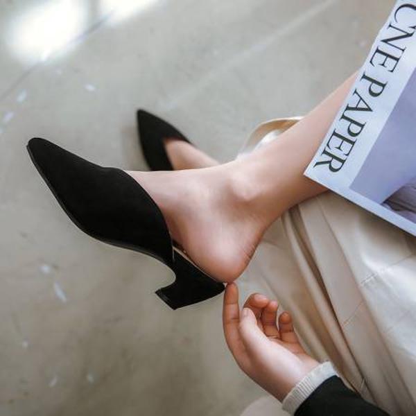 Handcrafted Premium Leather Women's Shoes: Elegance in Every Stitch.(Ebuka19-31)