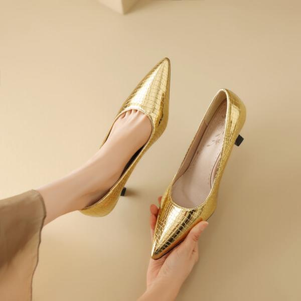 Handcrafted Leather Women's Shoes: Luxury & Elegance(Ebuka45800)