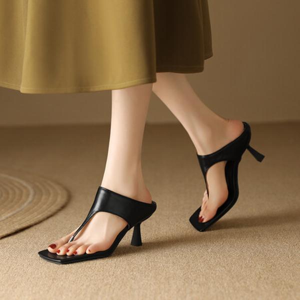 Handcrafted Luxury Leather Women's Shoes: Elegant Craftsmanship and Quality.(Ebuka45711)