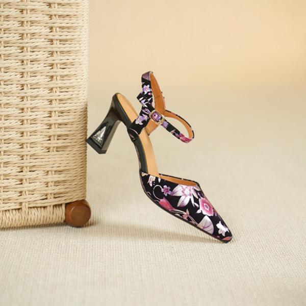 Handcrafted Leather Women's Shoes: Elegance in Every Stitch(Echengdu2536)