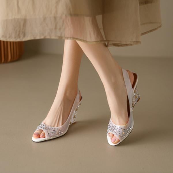 Elegant Handcrafted Leather Women's Shoes of Luxe Quality(Echengdu2538)