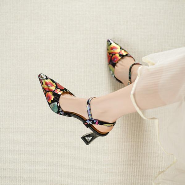 Exquisite Handcrafted Leather Women's Shoes: Luxury Elegance(Echengdu1月-36)