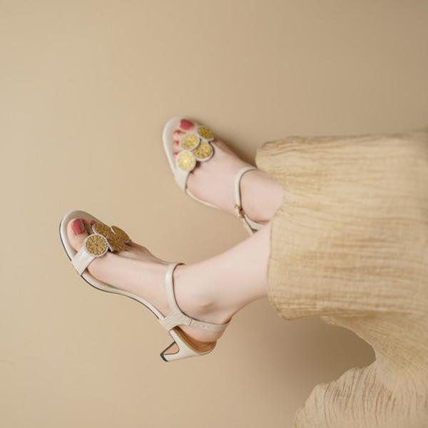 Elegant Handcrafted Leather Women's Shoes - Luxurious Quality(Echengdu2554)