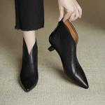 Elegantly Crafted Genuine Leather Handcrafted Women’s Shoes(Echengdu2575)