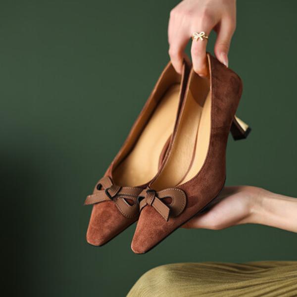 Elegant Handcrafted Leather Women’s Shoes: Luxurious Artistry.(EcqiHL-1271)