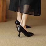 Exquisite Handcrafted Leather Women’s Shoes for Elegant Style(EcqiHL-2920)