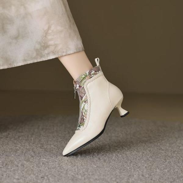 Elegantly Crafted Luxury Leather Handcrafted Women's Shoes(EcqiH-6138)