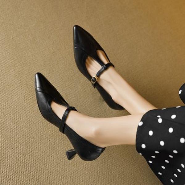 Exquisite Handcrafted Leather Women's Shoes: Luxurious Elegance and Quality(EcqiH-6218)