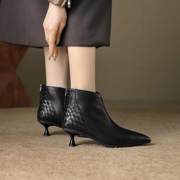 Luxurious Handcrafted Leather Women's Shoes: Elegance Meets Quality(EcqiHL-6235)