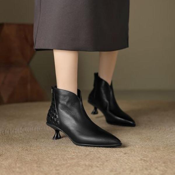 Luxurious Handcrafted Leather Women's Shoes: Elegance Meets Quality(EcqiHL-6235)