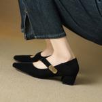 Handcrafted Genuine Leather Women's Shoes: Elegance in Every Stitch, Luxury Defined.(EcqiHY-7030)