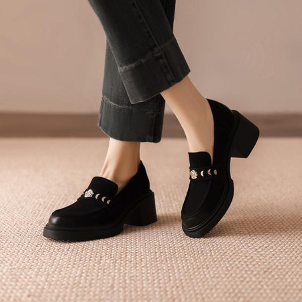 Exquisite Handcrafted Leather Women’s Shoes: A Blend of Luxury and Elegance(EcqiHY-7066)