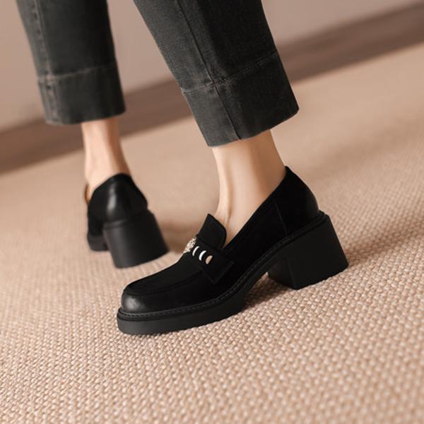 Exquisite Handcrafted Leather Women’s Shoes: A Blend of Luxury and Elegance(EcqiHY-7066)