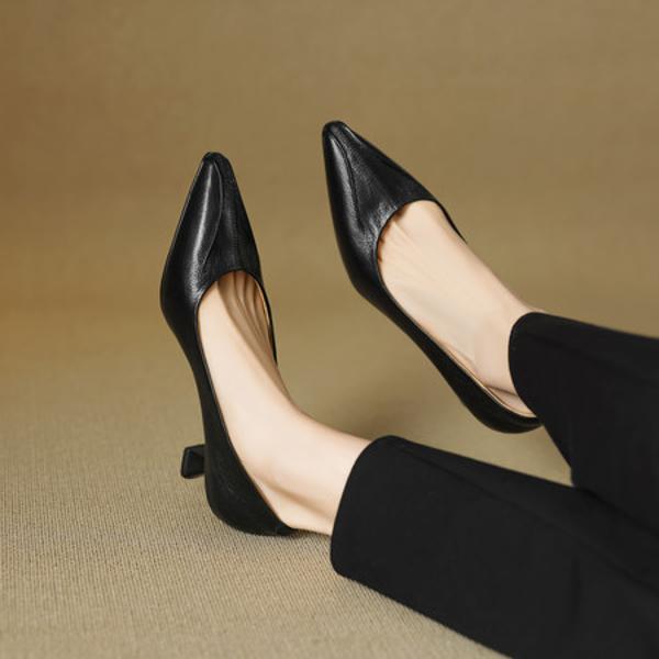 Handcrafted Leather Women's Shoes: Elegant Luxury & Artisanal Quality(EcqiH-7085)