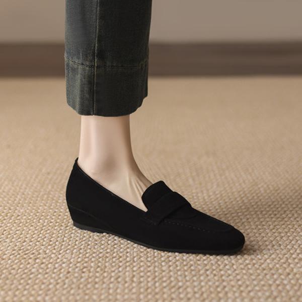 Exquisite Handcrafted Leather Women's Shoes for Timeless Elegance(EcqiHL-7010)