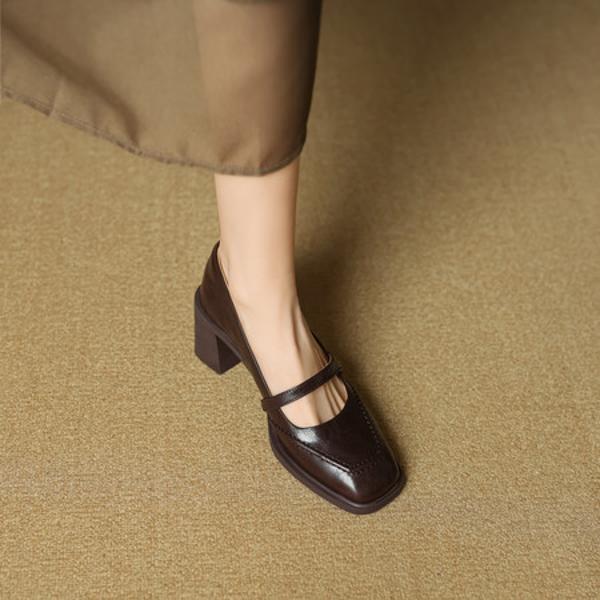 Exquisite Handcrafted Leather Footwear: Elegance Meets Luxury(EcqiH-7245)