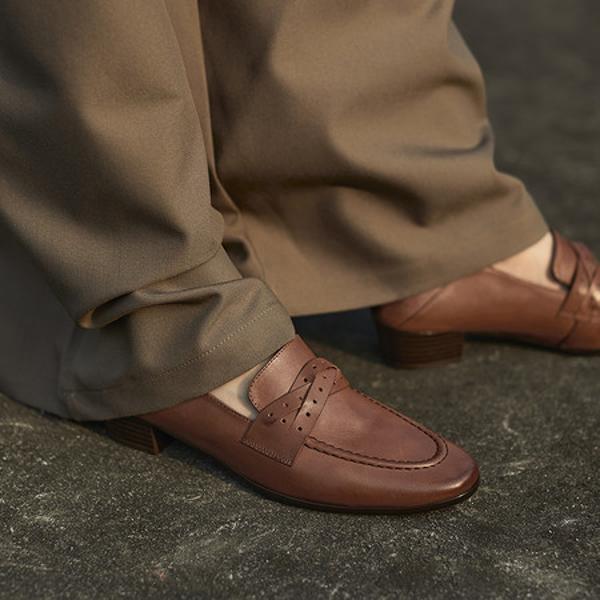 Handcrafted Luxury Leather Women's Shoes with Elegant Craftsmanship(EcqiHJ-7116)