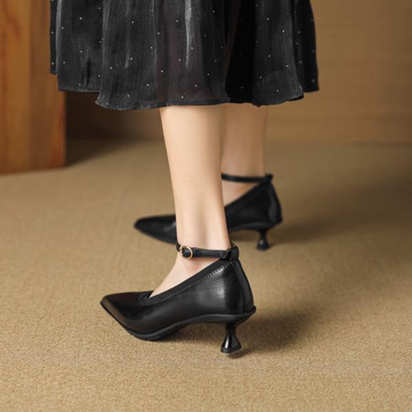 Handcrafted Luxury Leather Women’s Shoes: Elegance in Every Stitch(EcqiHL-7550)