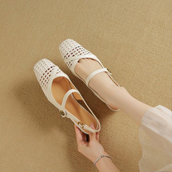 Luxurious Handmade Leather Women’s Shoes: Crafted with Elegance and Quality.(EcqiH-7855)
