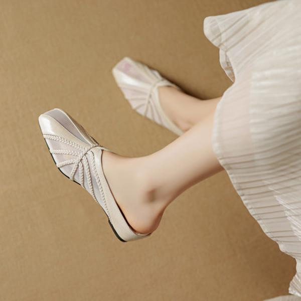 Handcrafted Leather Women's Shoes: A Symphony of Luxury and Elegance(EcqiH-7918)