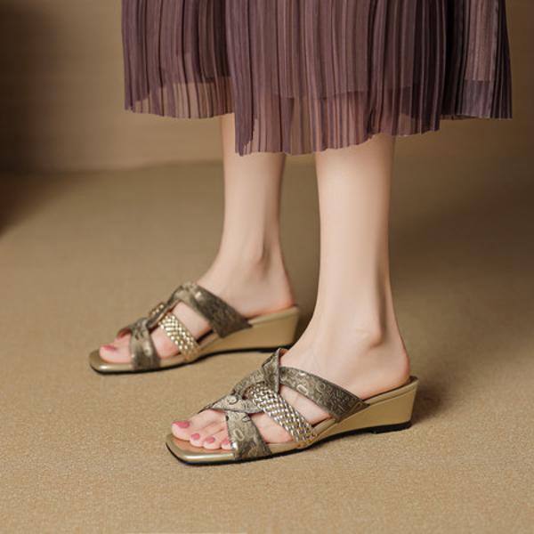 Crafted Luxury: Handcrafted Genuine Leather Women's Shoes for Timeless Elegance(EcqiH-7932)